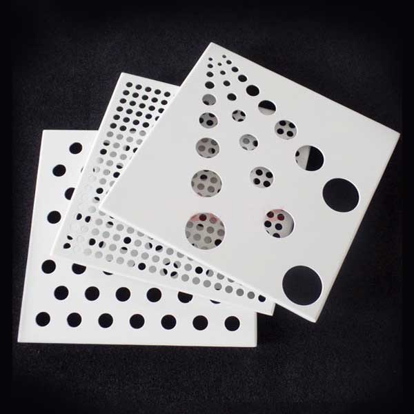 氟碳冲孔铝单板 d8d585092816742b13d87c4357c6f7cc.jpg